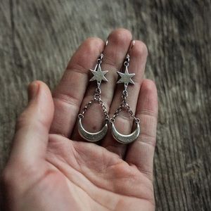 Noisy Plume Lodestar Earrings